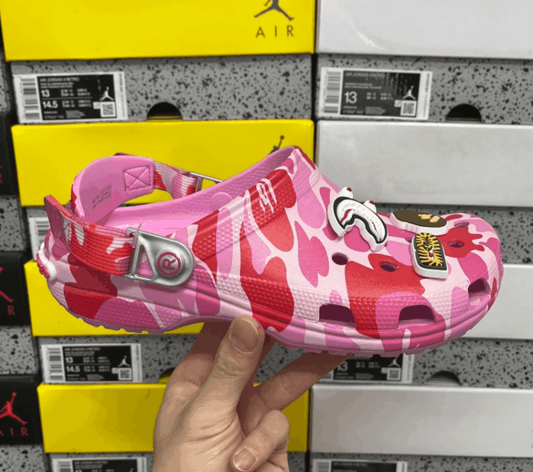 Crocs (25 Colors)